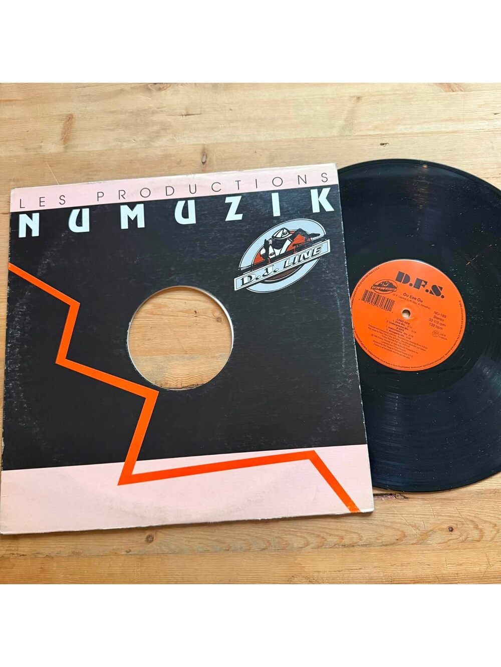 D.F.S. - Ou Eee Ou 33rpm VG+ VR25